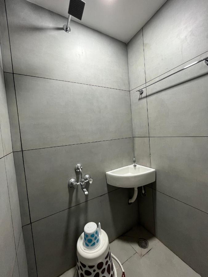 The Tendoinn Pollāchi エクステリア 写真